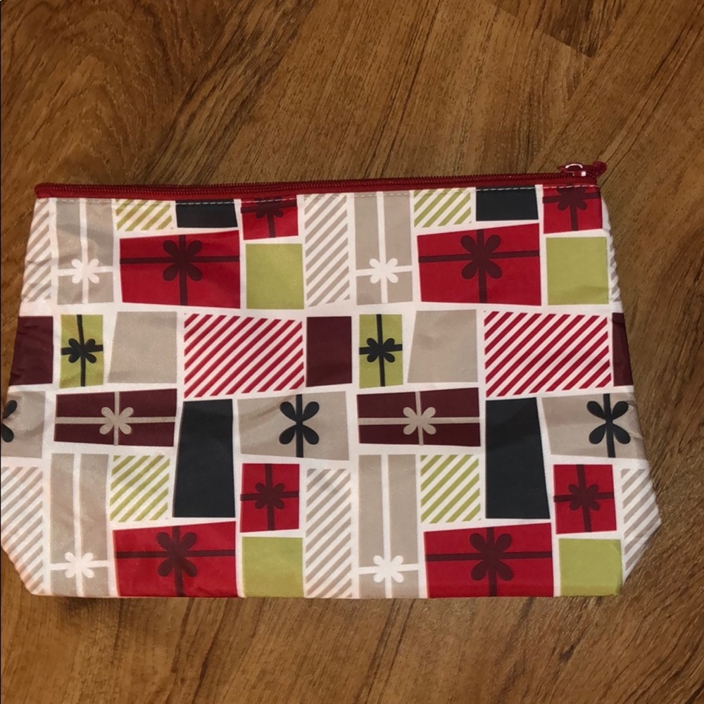 Thirty-One Thermal Zipper Pouch